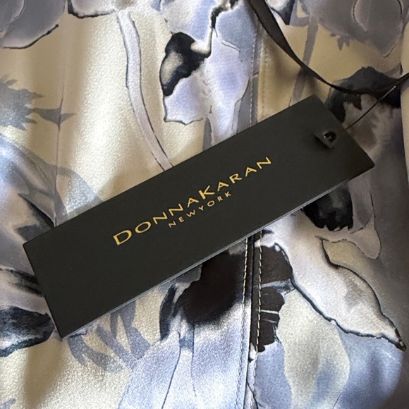 NWT CAP SLEEVE V-NECK PRINTED MIDI DRESS SIZE 4 - Picture 10 of 12